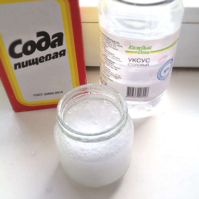 refrigerante e vinagre