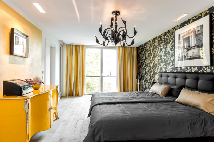 Cortinas amarelas e bege