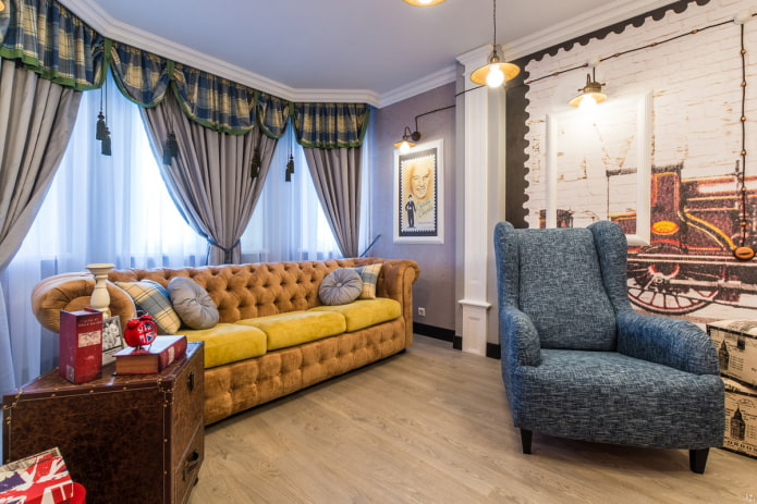 sofá Chesterfield amarelo no interior