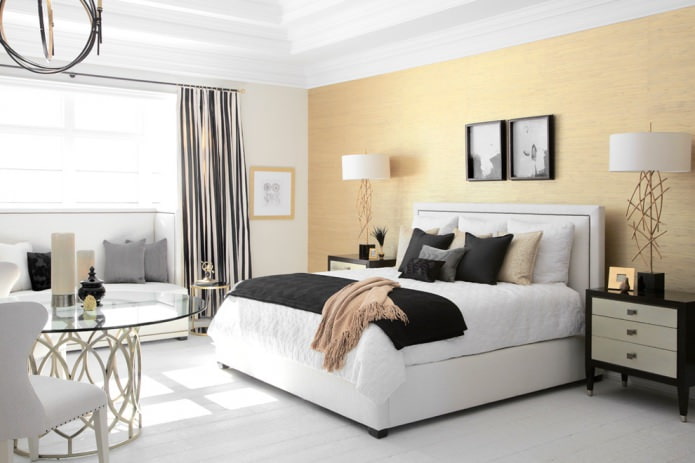 Papel de parede dourado liso